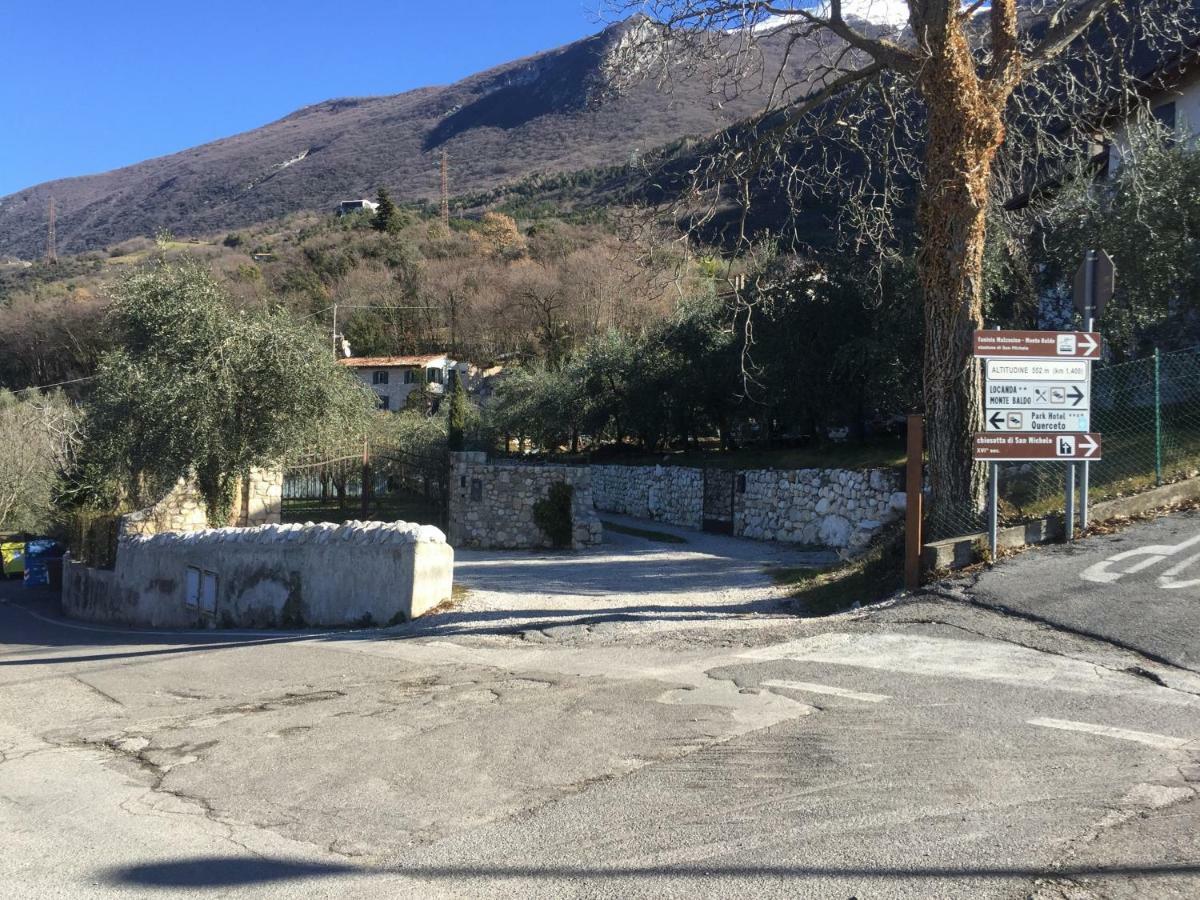 马尔切西内La Casa Nel Bosco公寓 外观 照片